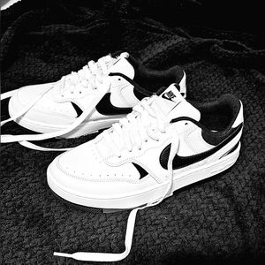 Nike Women's Gamma Force